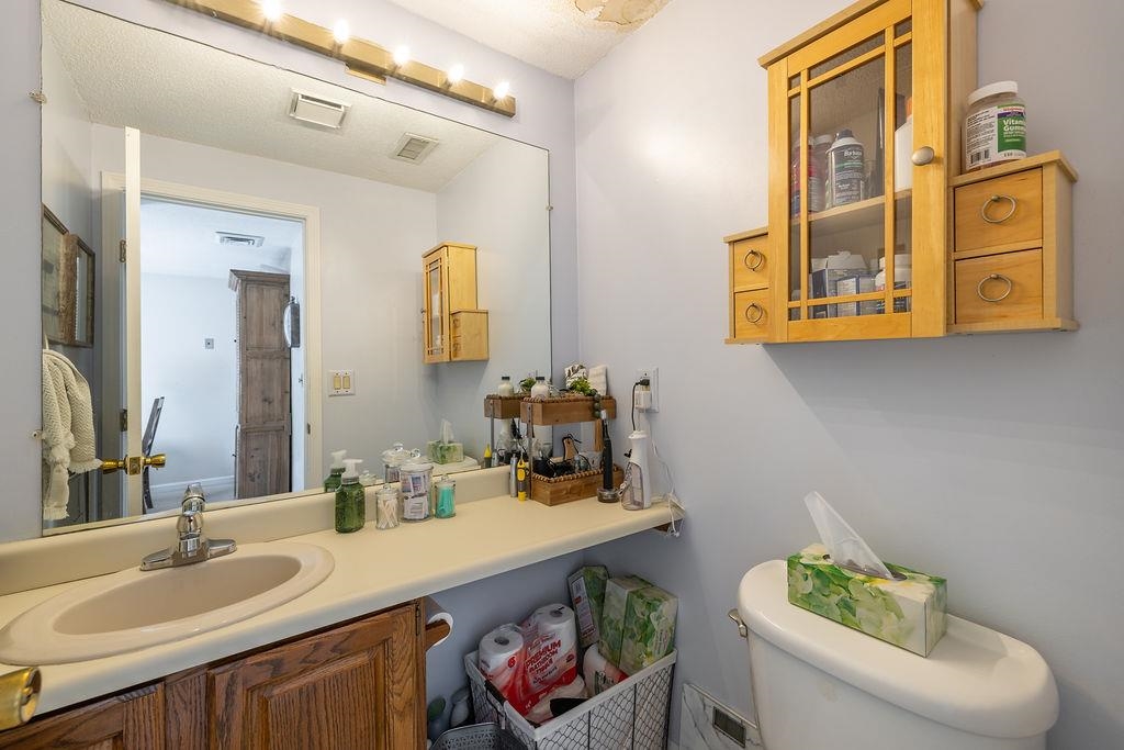 129 Fisherville Road, Unit 12 Concord, NH 03303 - Photo 10 of 13 Gallery Image 10