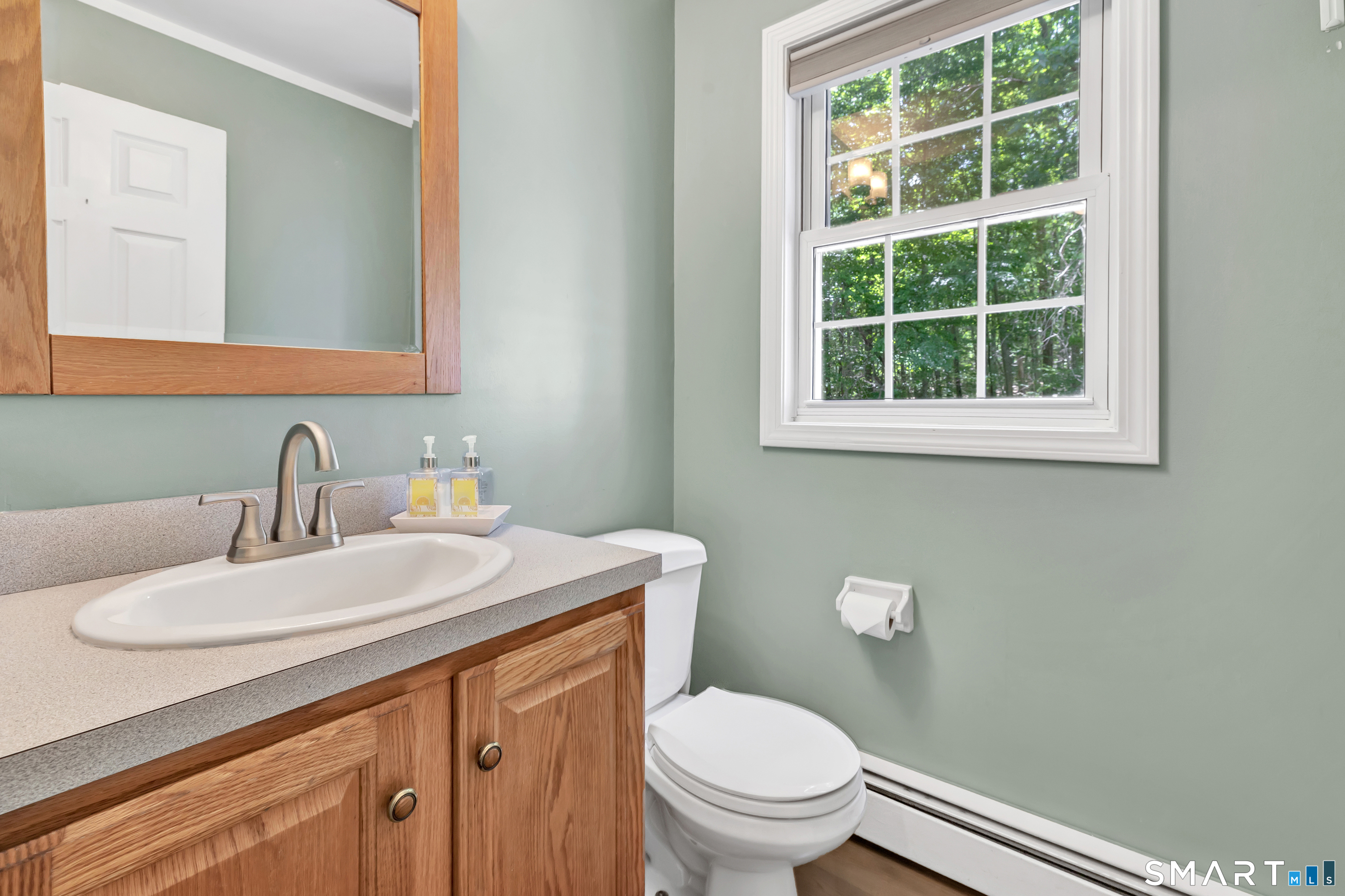 39 Greenbriar Road Oxford, CT 06478 - Photo 29 of 40