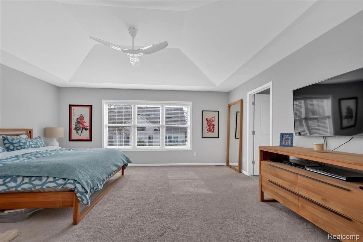 1246 Maple Drive Rochester, MI 48307 - Photo 19 of 41 22-DSC_0813.jpg