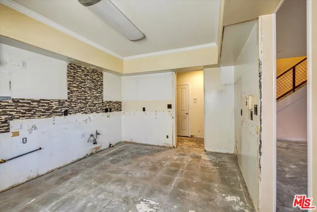 $794,900 | 621 East Olive Avenue, Unit 106, Burbank, CA 91501