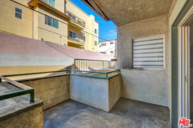 $794,900 | 621 East Olive Avenue, Unit 106, Burbank, CA 91501