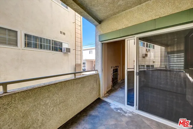 $794,900 | 621 East Olive Avenue, Unit 106, Burbank, CA 91501