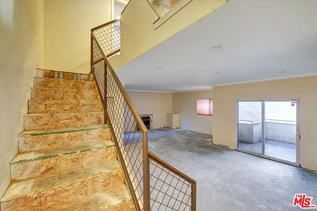 $794,900 | 621 East Olive Avenue, Unit 106, Burbank, CA 91501