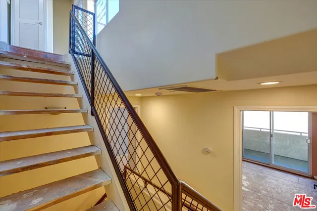 $794,900 | 621 East Olive Avenue, Unit 106, Burbank, CA 91501