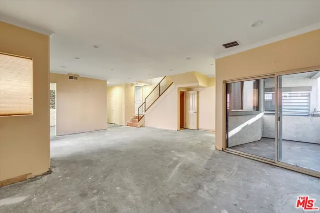 $794,900 | 621 East Olive Avenue, Unit 106, Burbank, CA 91501