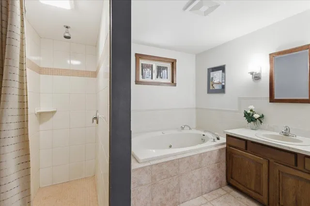 $450,000 | 1658 Highway 12, Berlin, VT 05663