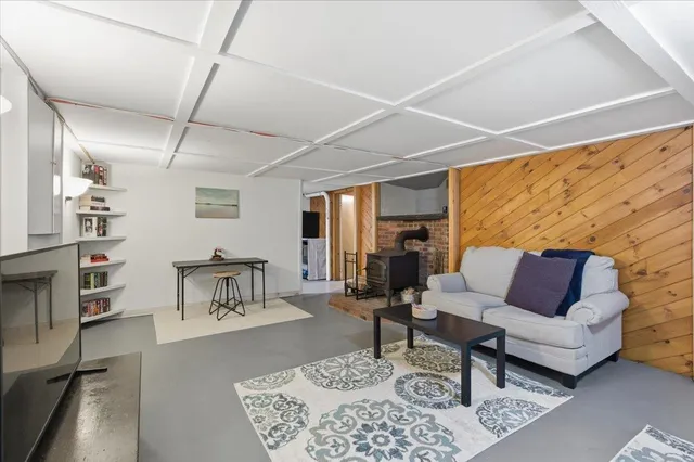 $450,000 | 1658 Highway 12, Berlin, VT 05663