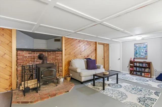 $450,000 | 1658 Highway 12, Berlin, VT 05663