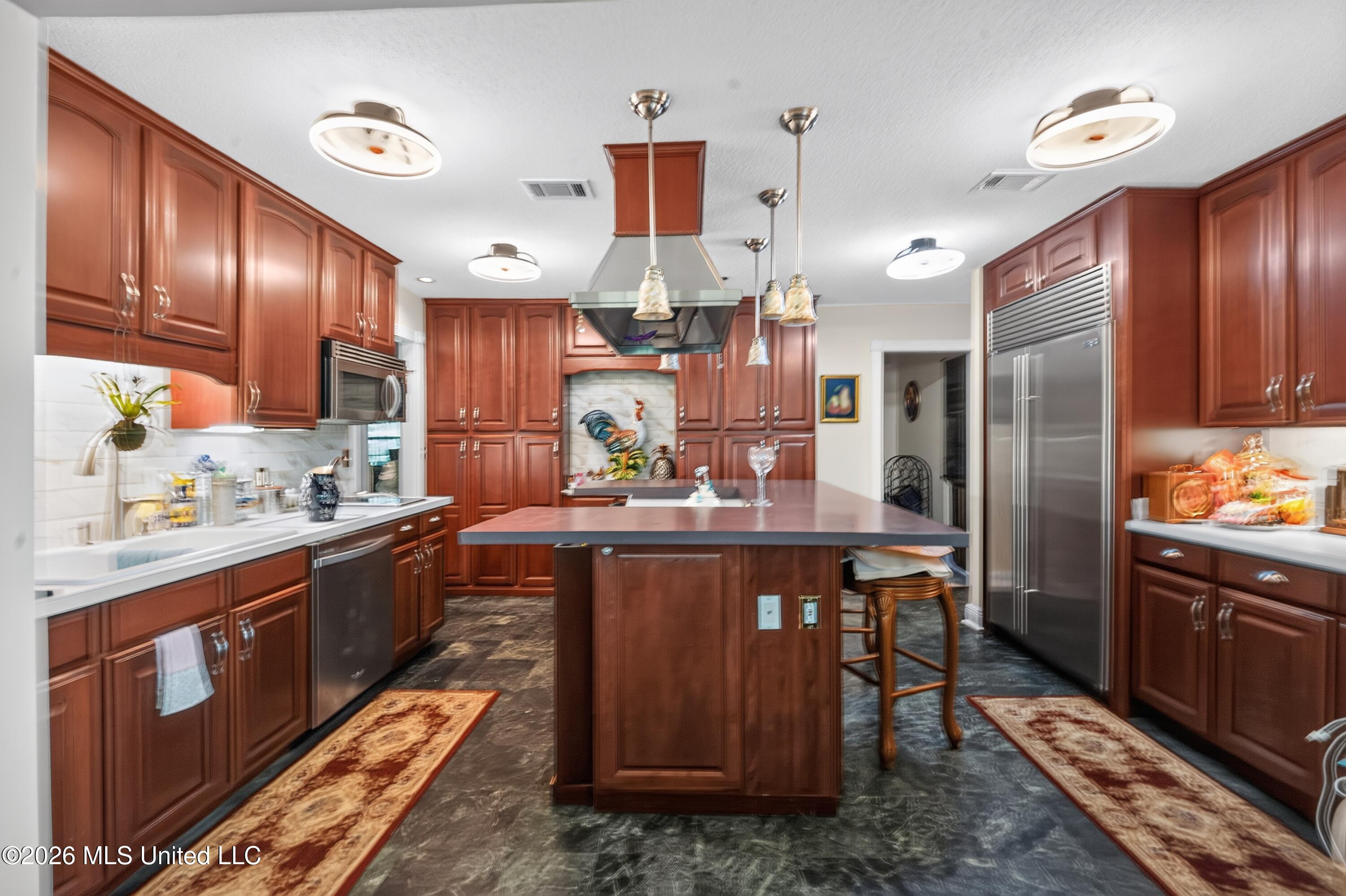 168 Davis Road Picayune, MS 39466 - Photo 26 of 73 26_168_Davis_Rd-Kitchen-9276