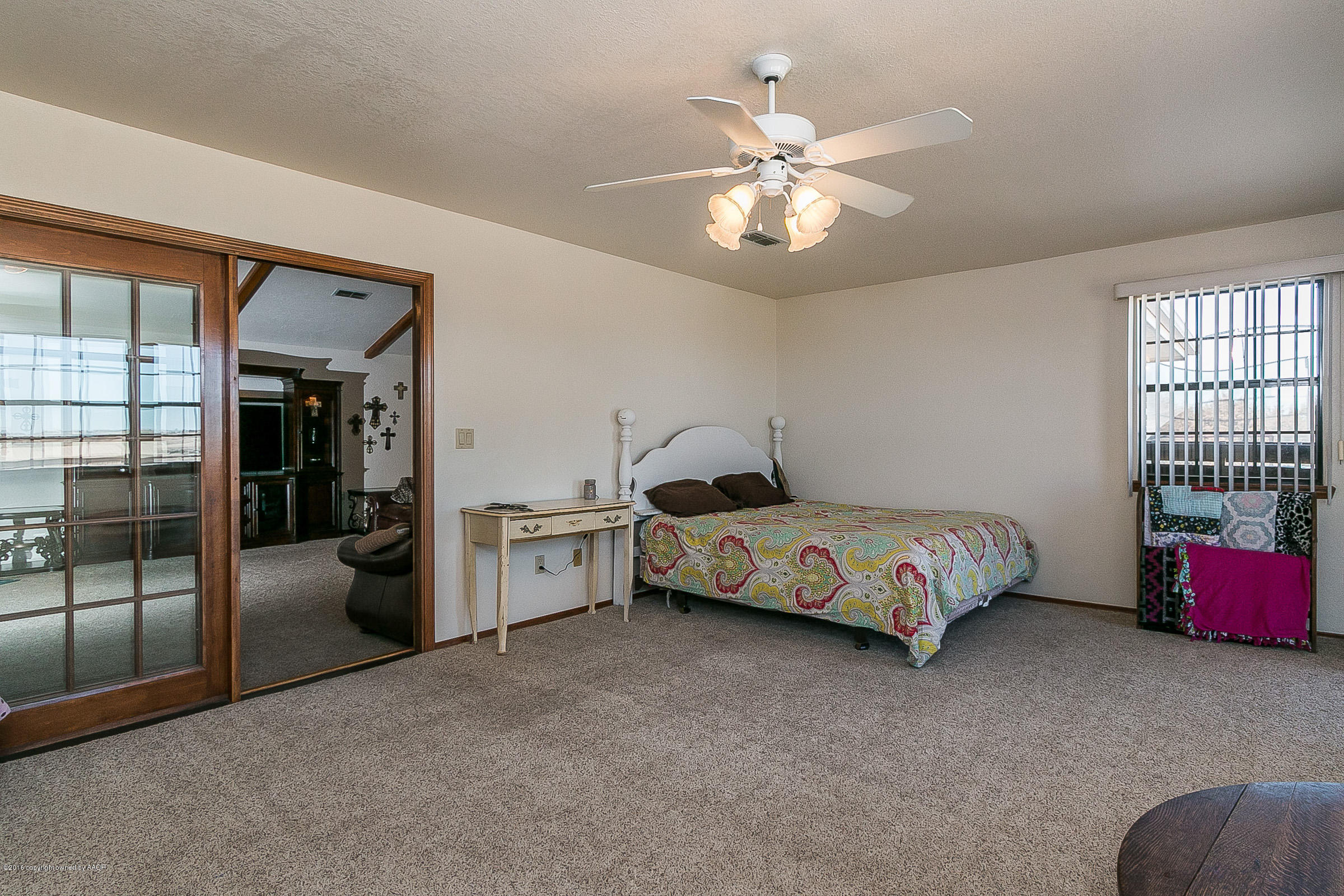 311 Deahl Road Fritch, TX 79036 - Photo 22 of 46 021_Sunroom - Bedroom