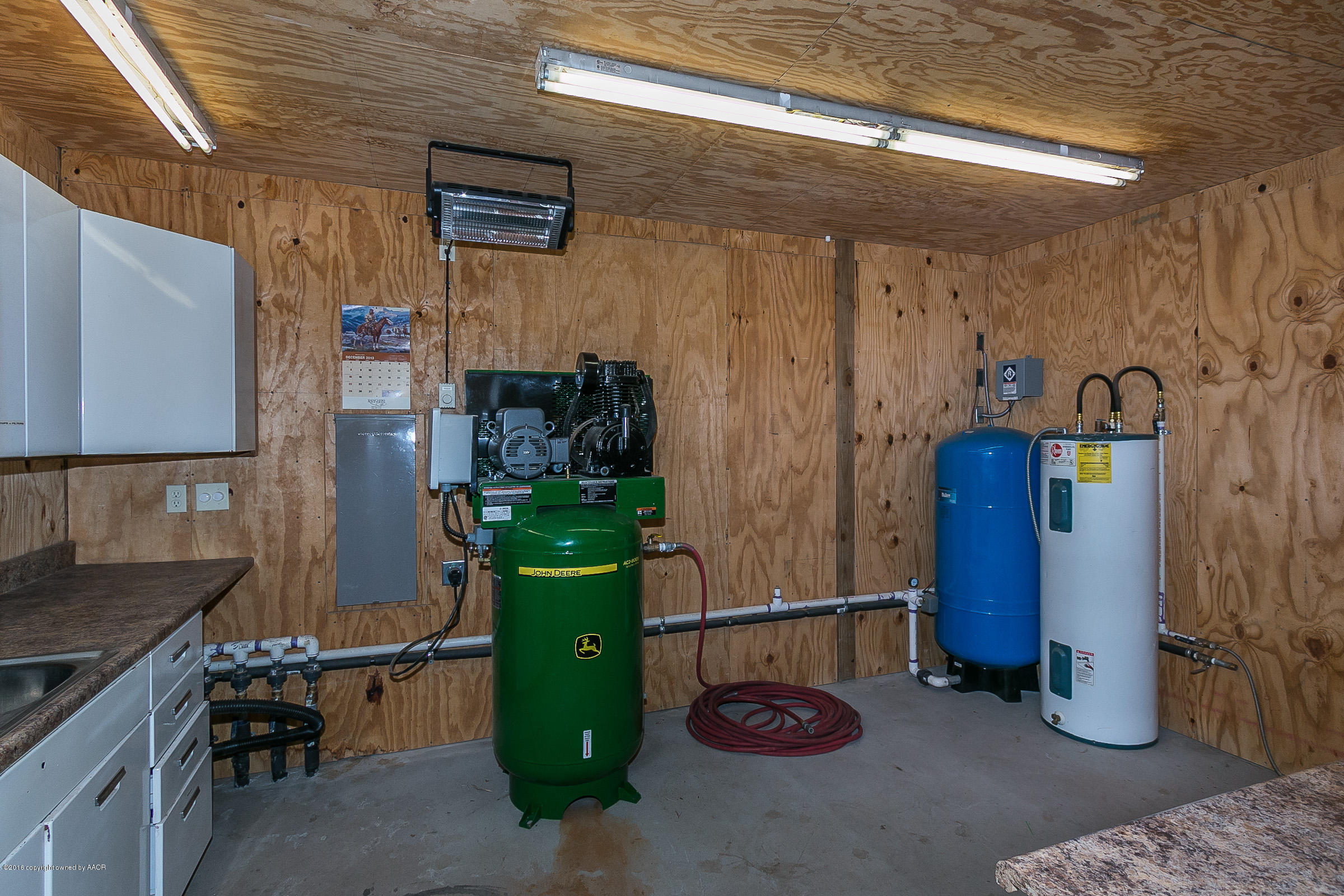 311 Deahl Road Fritch, TX 79036 - Photo 33 of 46 032_Barn Kitchen 2