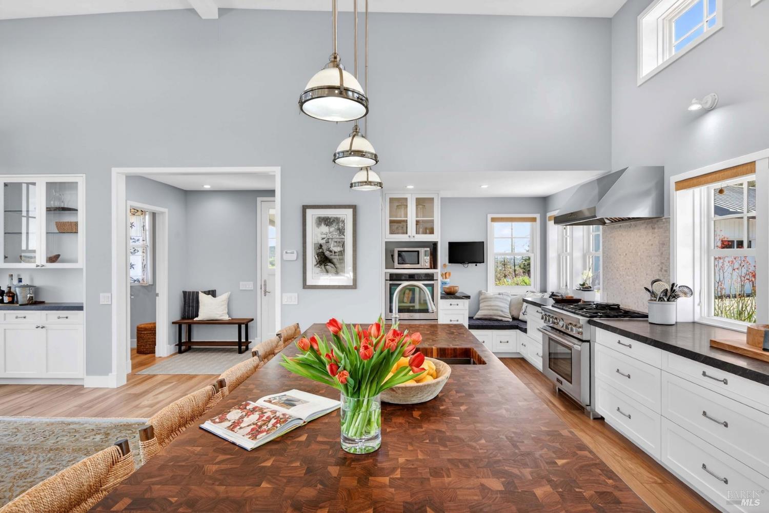 6323 West Dry Creek Road Healdsburg, CA 95448 - Photo 11 of 41