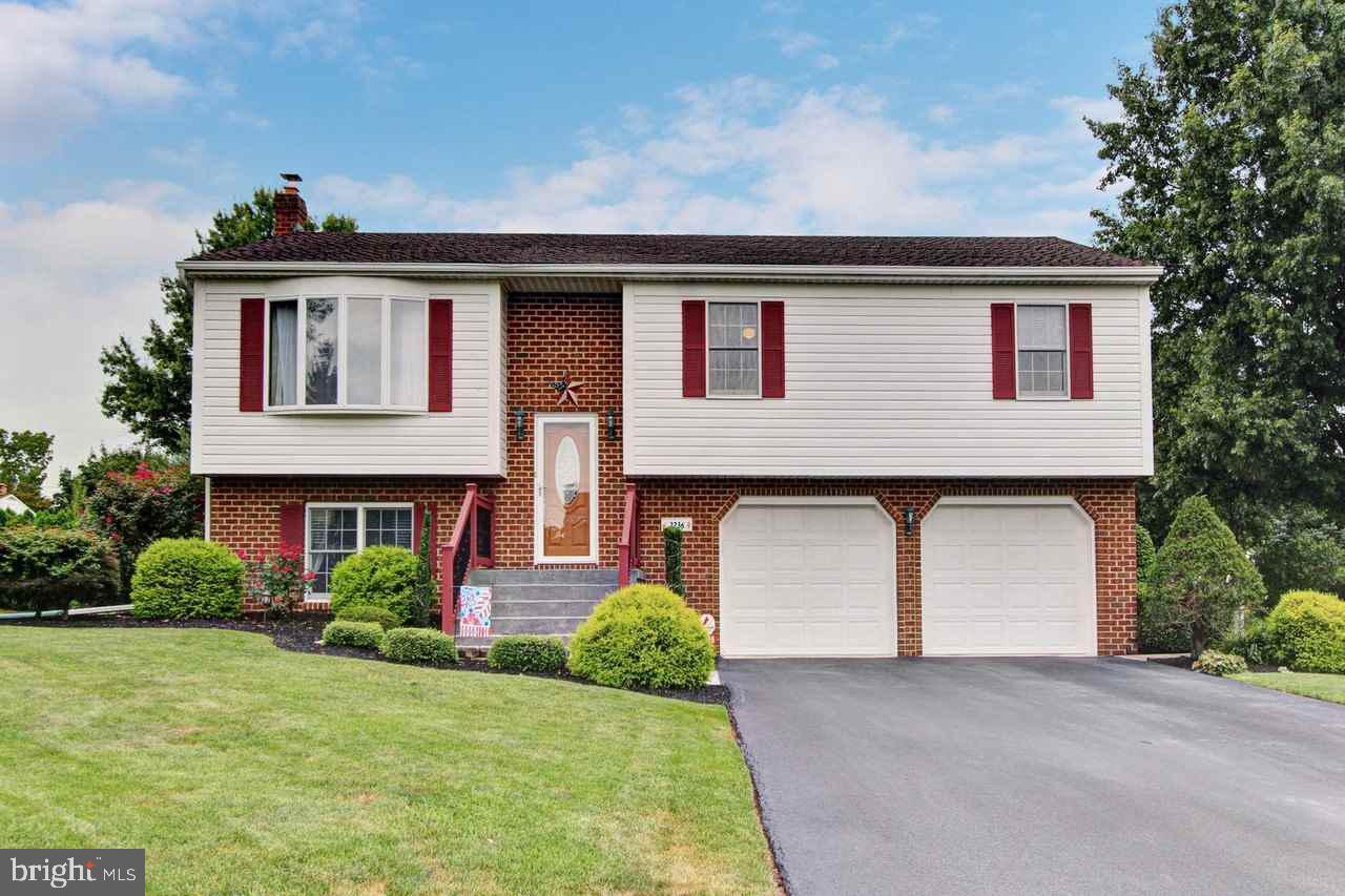 2236 Chestnut Road York, PA 17408 - Photo 1 of 25