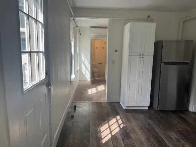 a close view of sink