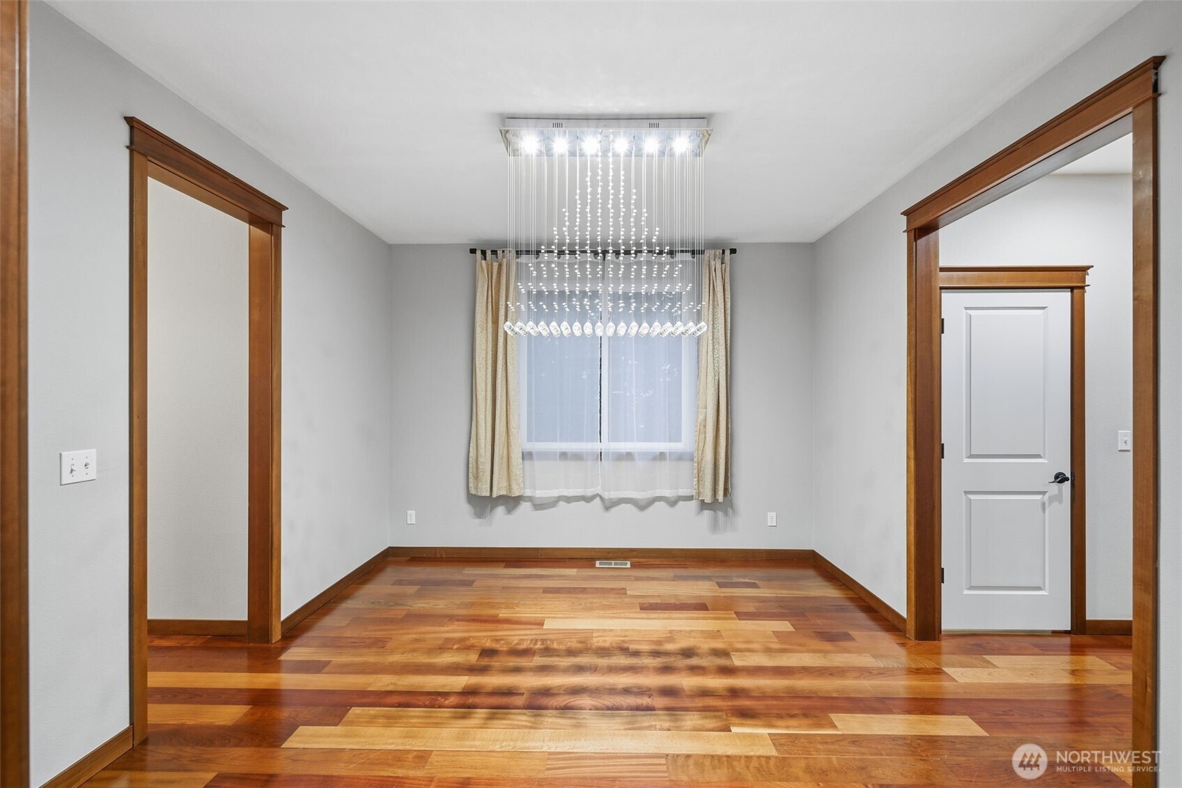 18408 41st Drive Southeast Bothell, WA 98012 - Photo 11 of 25 a view of empty room with window