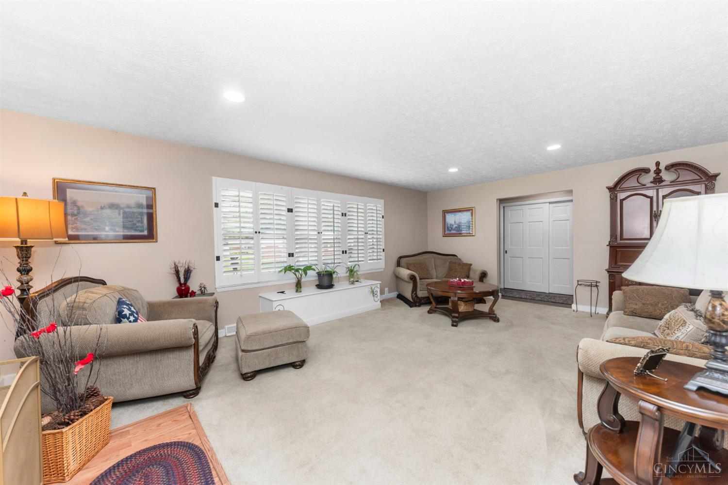 1725 Friendship Road Aberdeen, OH 45101 - Photo 11 of 34 Gallery Image 11