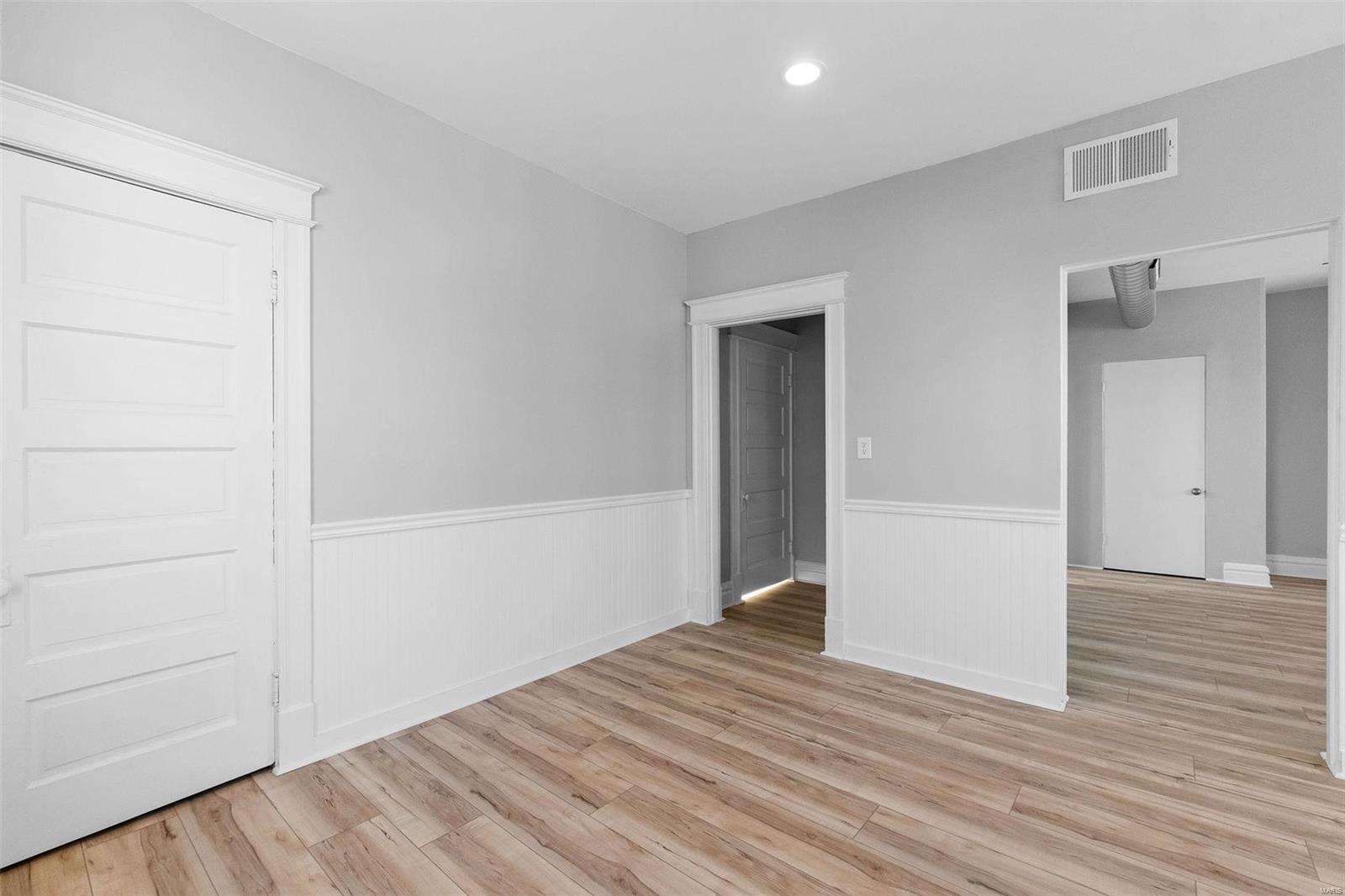 5600 Morgan Ford Road St. Louis, MO 63116 - Photo 22 of 41 Gallery Image 22