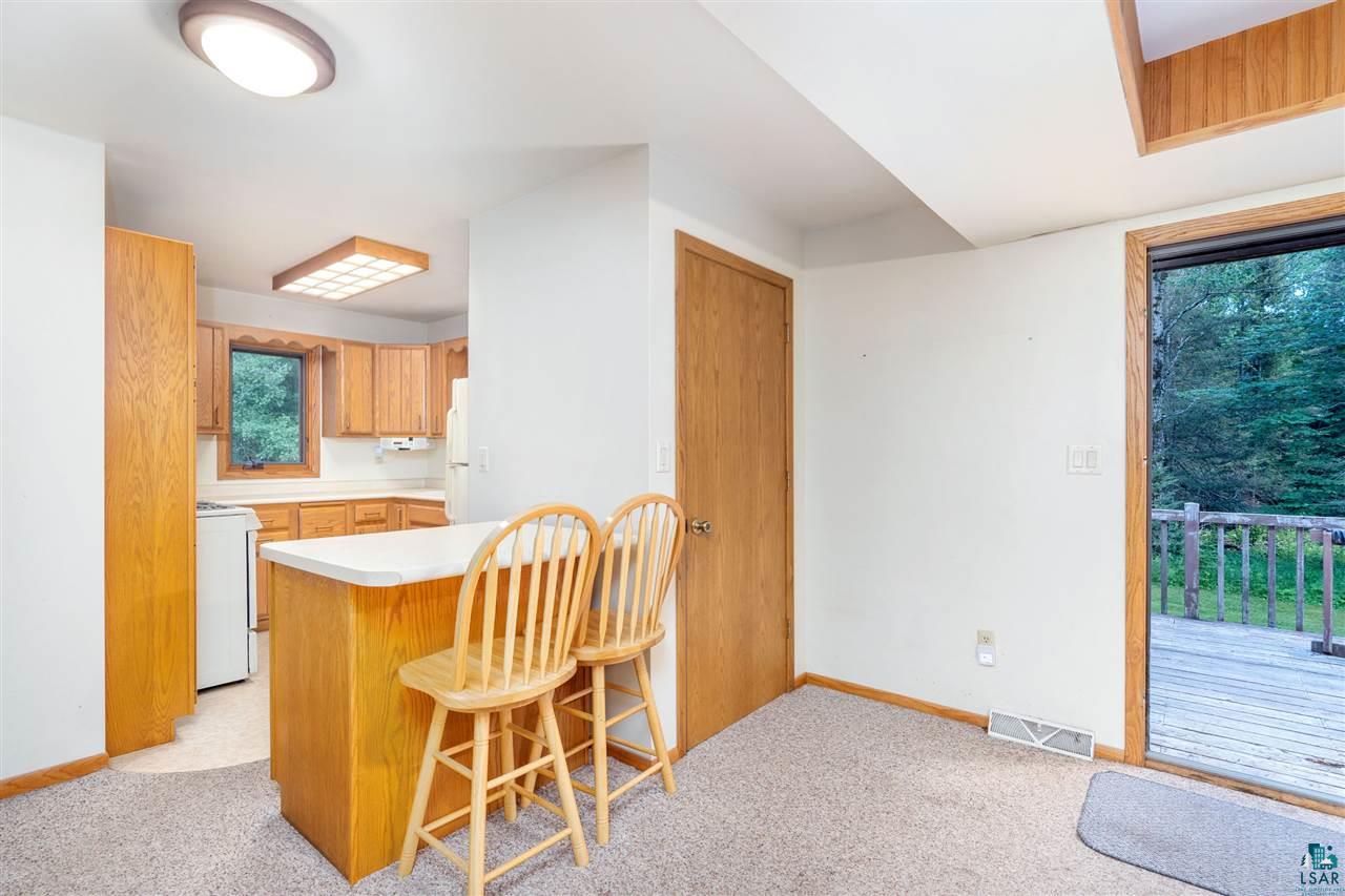 2338 Drexel Road Duluth, MN 55804 - Photo 5 of 22 Dining Room & Kitchen