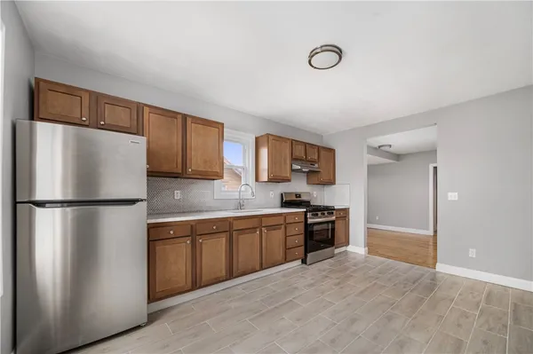 $649,900 | 35 Central Street, Lincoln, RI 02838