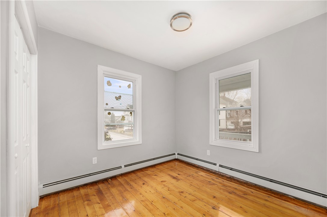 35 Central Street Lincoln, RI 02838 - Photo 15 of 36