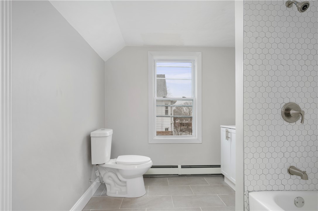 35 Central Street Lincoln, RI 02838 - Photo 20 of 36