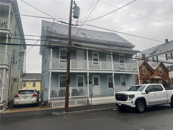 $649,900 | 35 Central Street, Lincoln, RI 02838