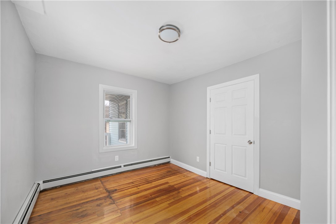 35 Central Street Lincoln, RI 02838 - Photo 8 of 36