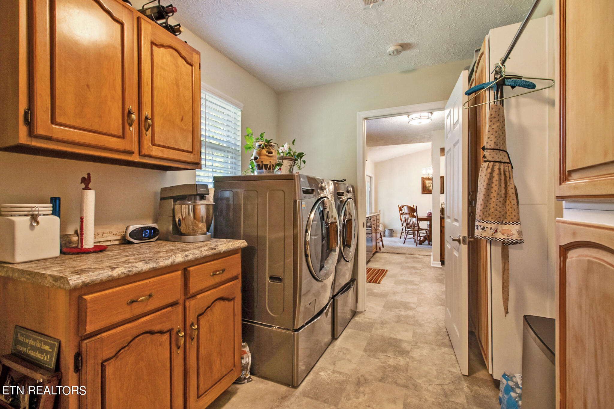 3729 Meredith Road Knoxville, TN 37921 - Photo 25 of 37 img_7078-img_7082