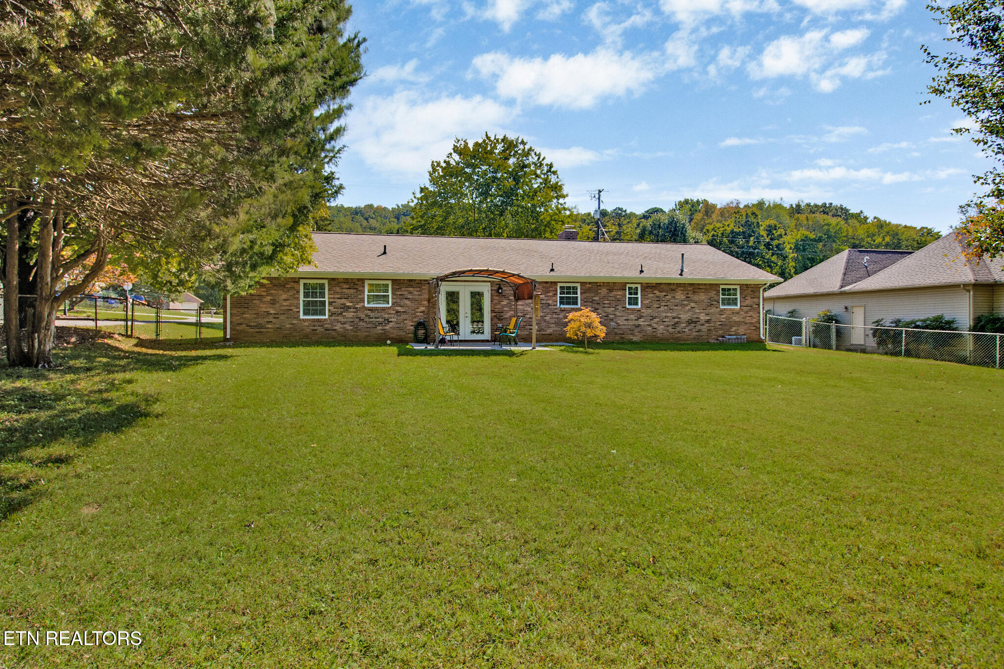 3729 Meredith Road Knoxville, TN 37921 - Photo 28 of 37 img_7118-img_7122