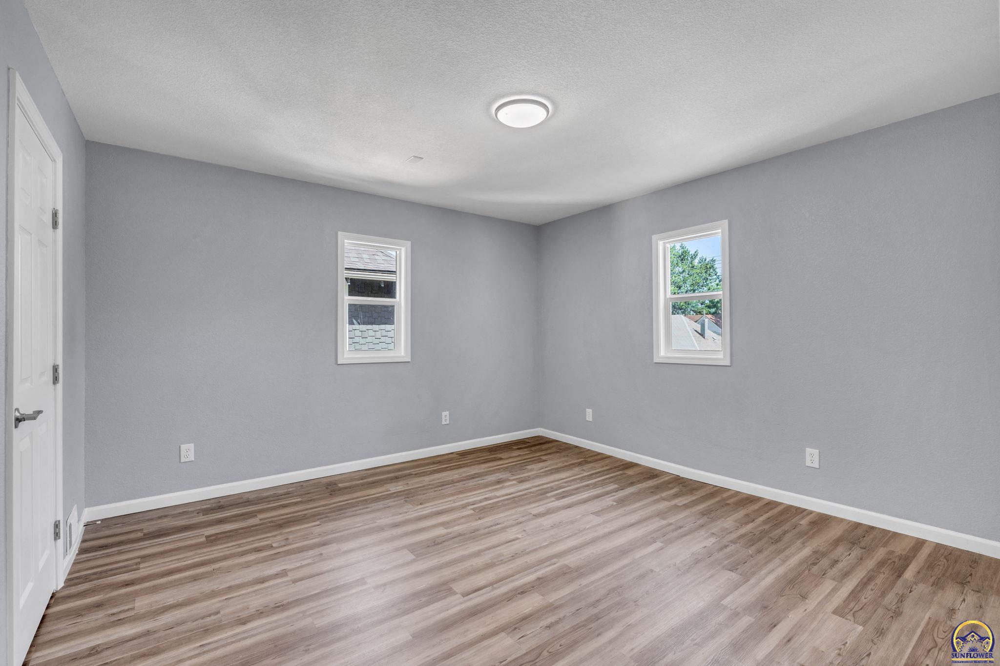 1315 Southwest 11th Street Topeka, KS 66604 - Photo 20 of 34