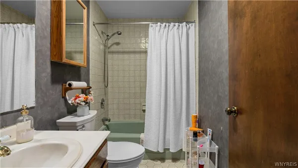 $220,000 | 5291 Chestnut Ridge Road, Unit D, Orchard Park, NY 14127