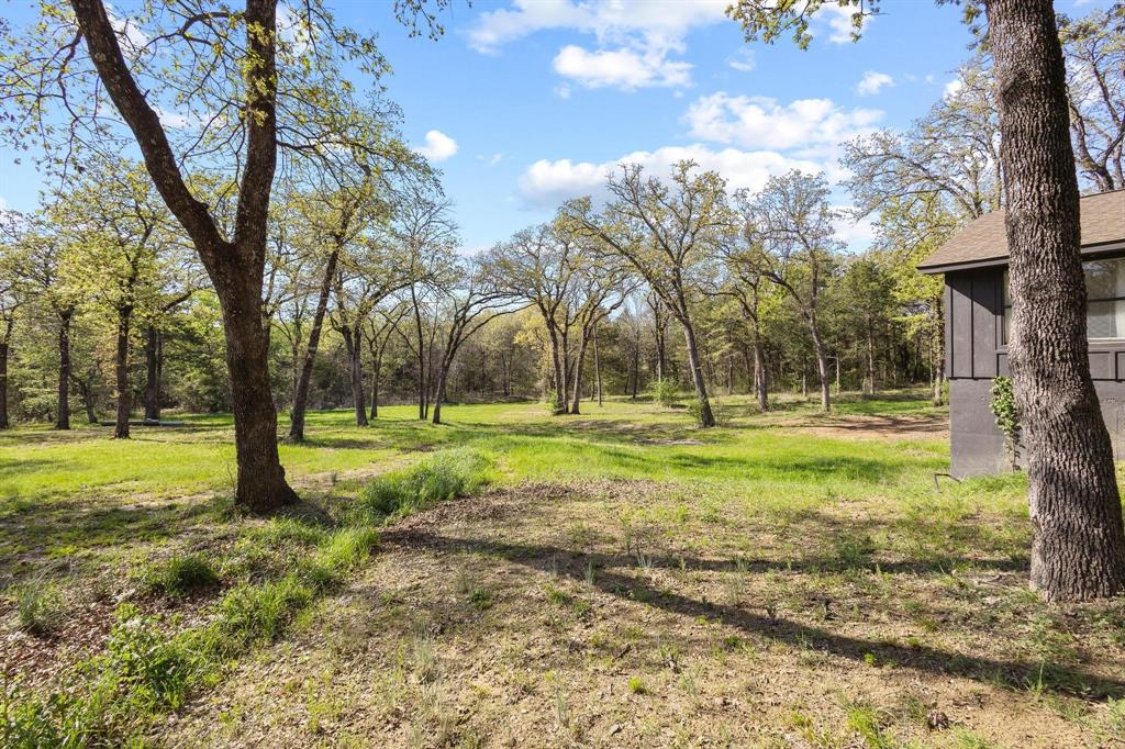 181 Jennettes Road Denison, TX 75020 - Photo 32 of 40