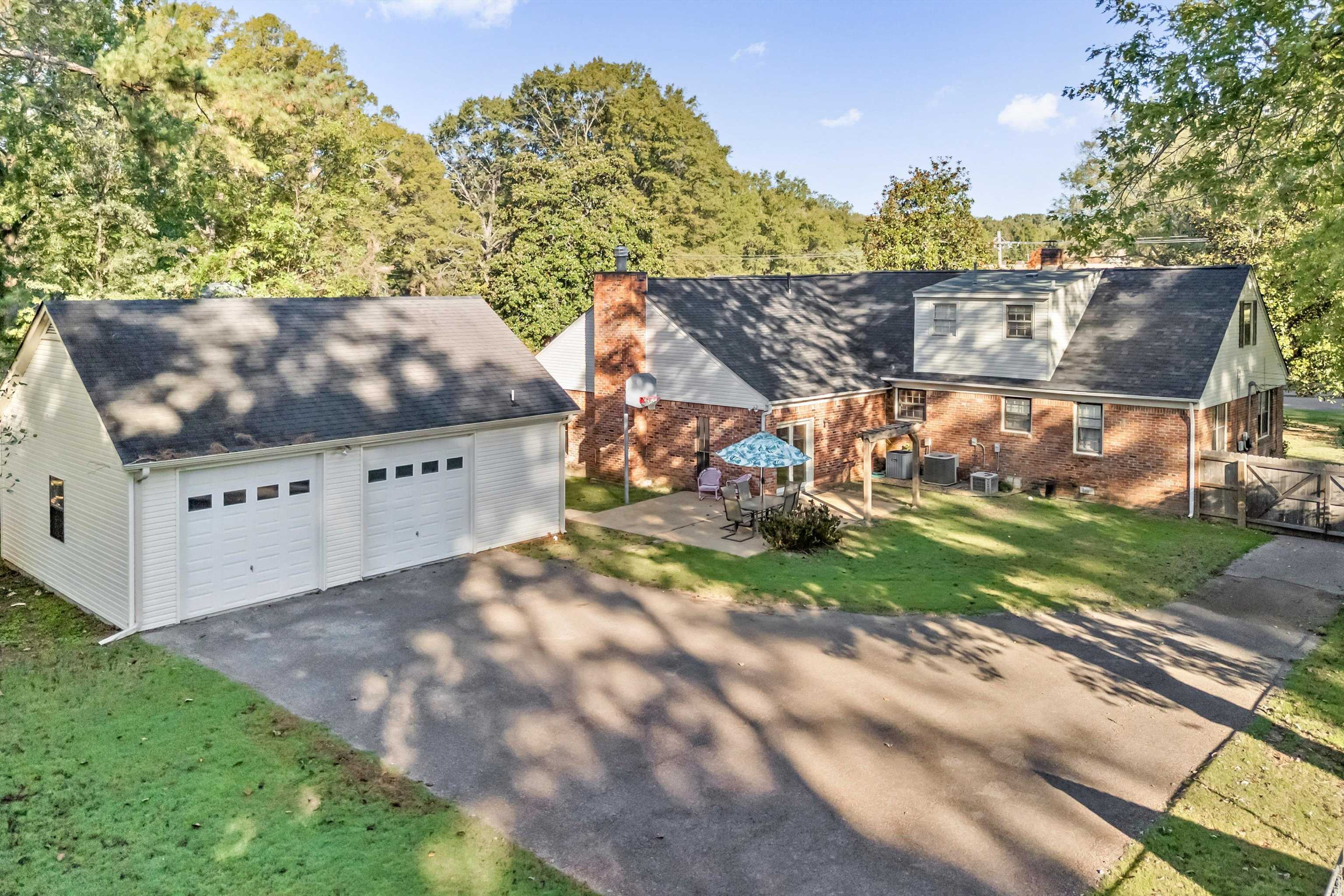 151 West White Road Collierville, TN 38017 - Photo 3 of 36 Gallery Image 3