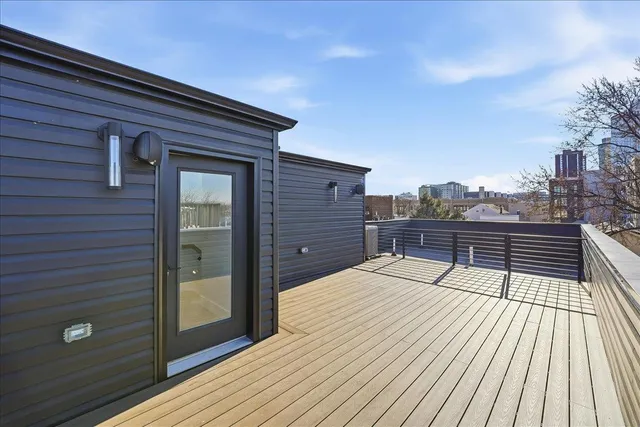 $1,080,000 | 105 Laidlaw Avenue, Unit 2, Jersey City, NJ 07306