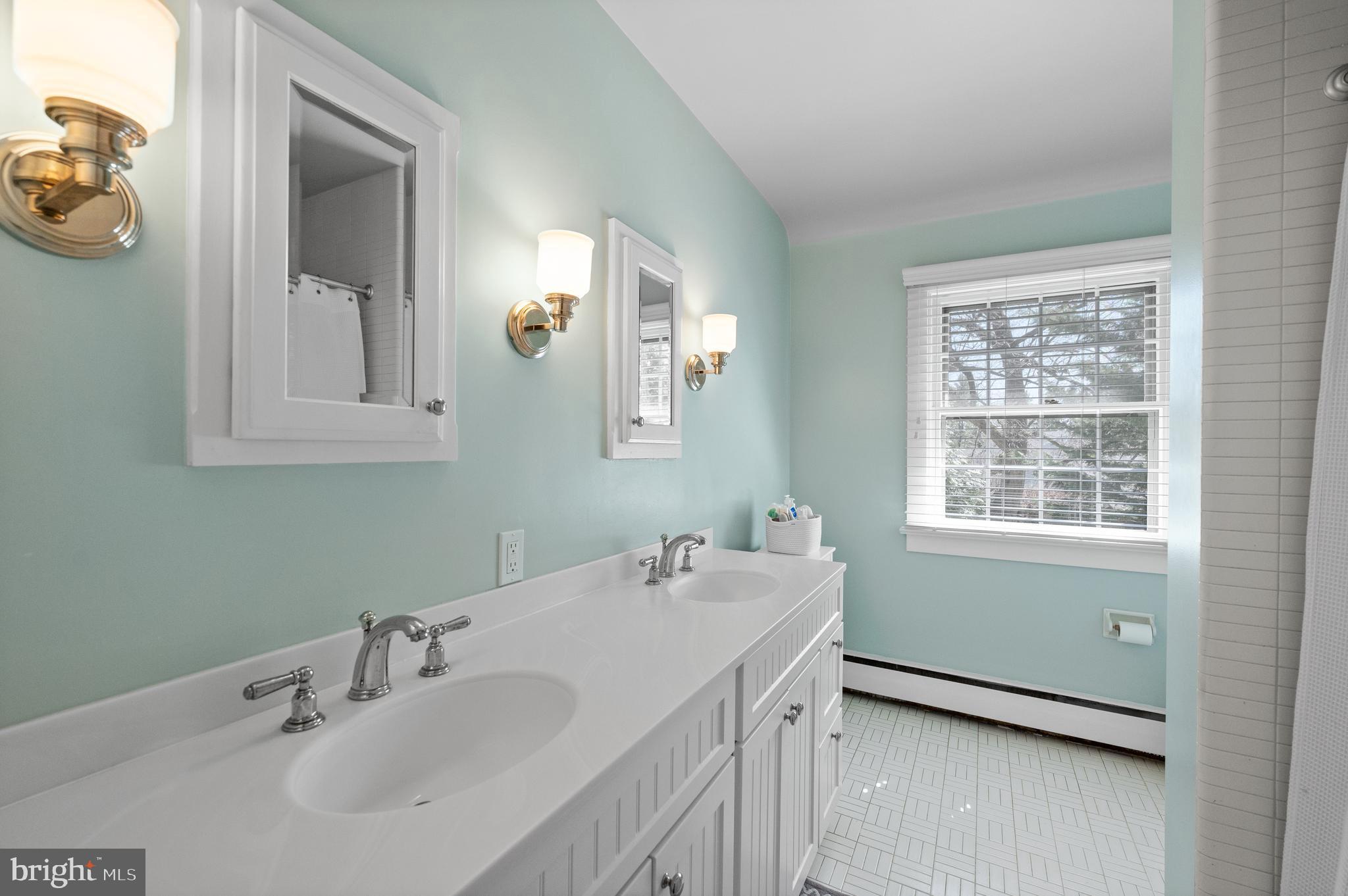 1627 Lark Lane Villanova, PA 19085 - Photo 23 of 33
