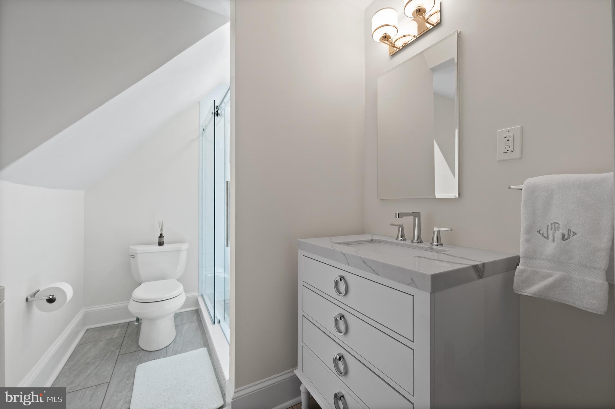 1627 Lark Lane Villanova, PA 19085 - Photo 29 of 33 Recently Renovated hall bath!