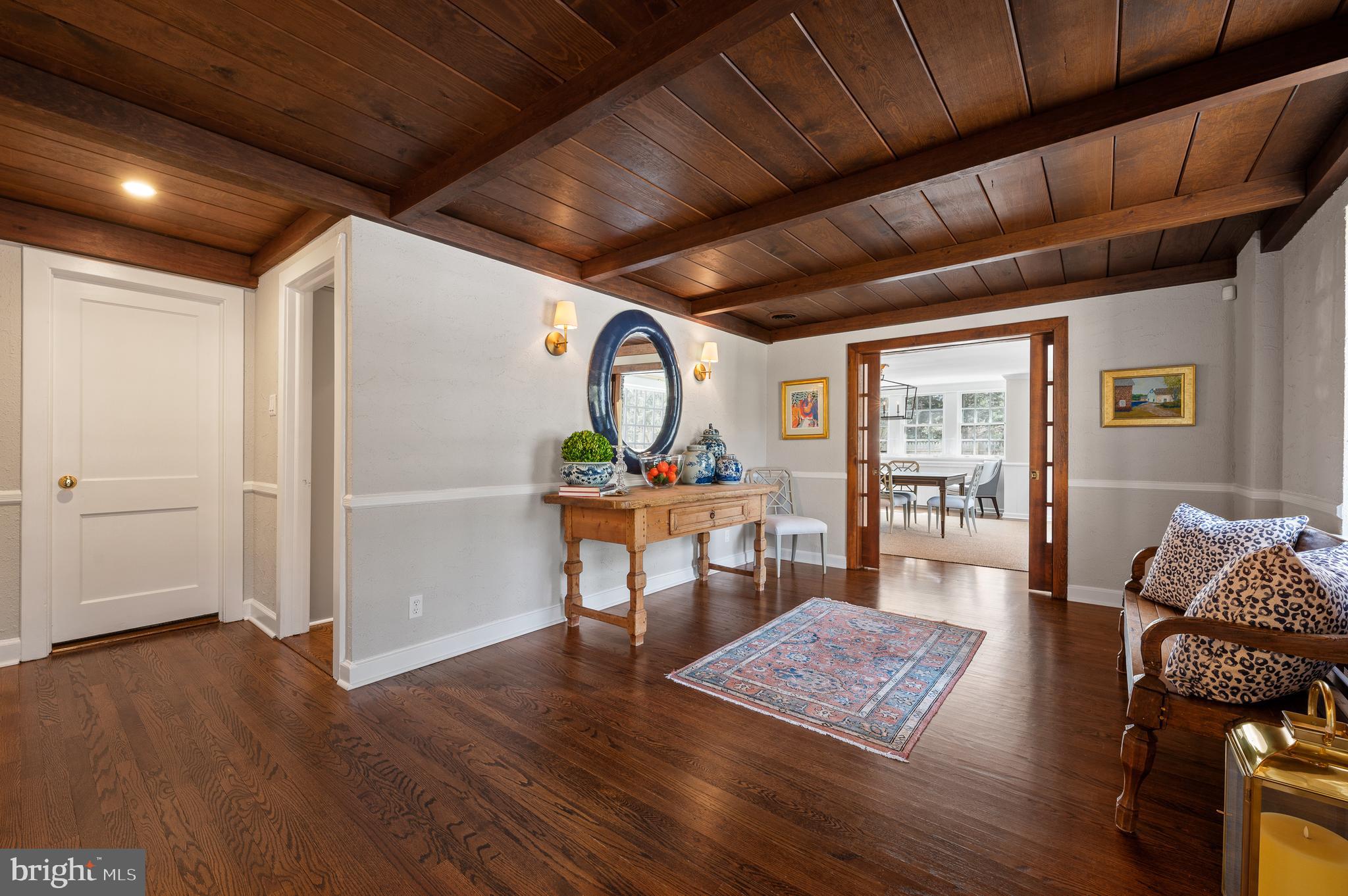 1627 Lark Lane Villanova, PA 19085 - Photo 4 of 33 Entryway