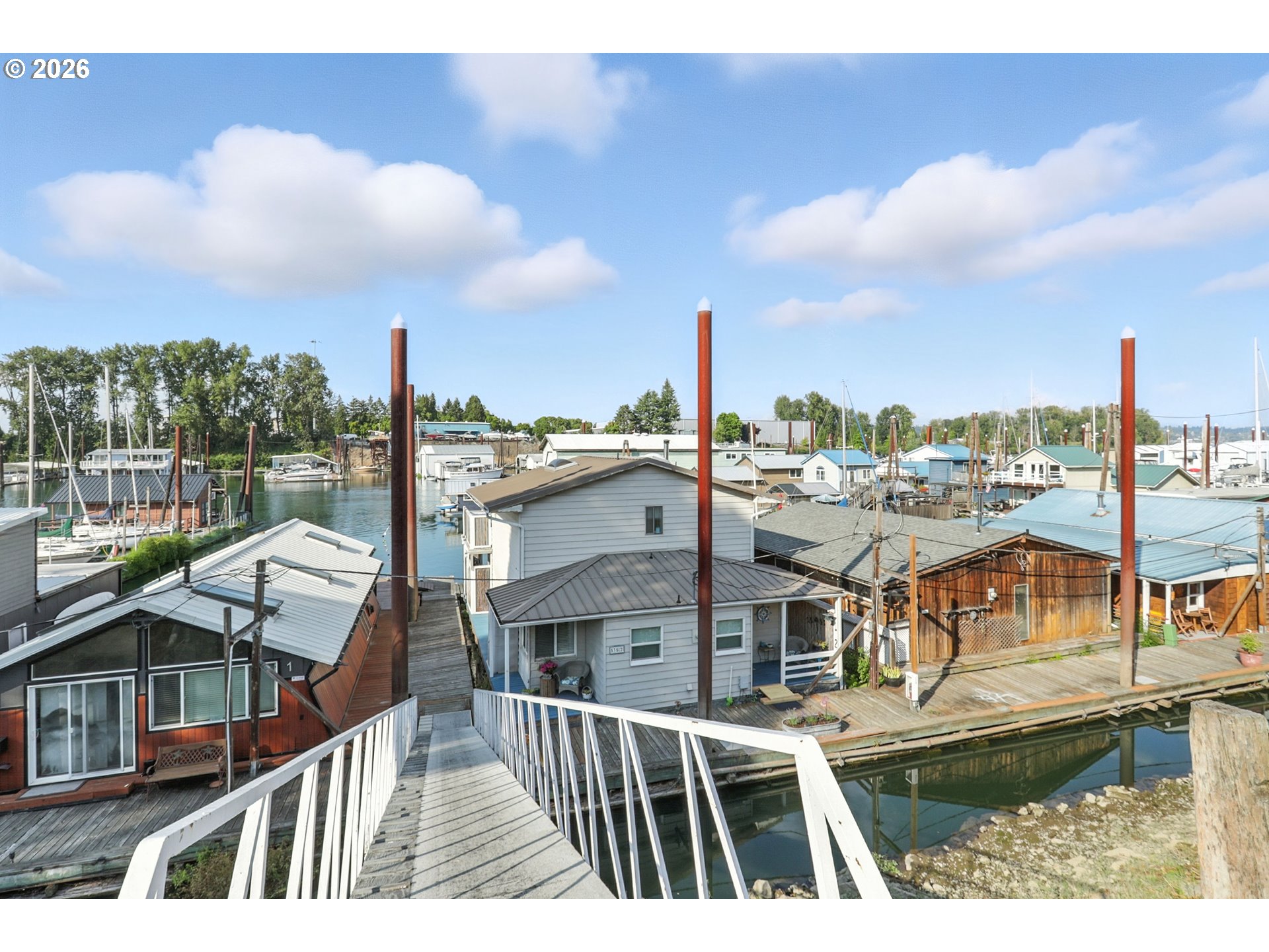 535 Northeast Bridgeton Road, Unit 2 Portland, OR 97211 - Photo 2 of 46 Gallery Image 2