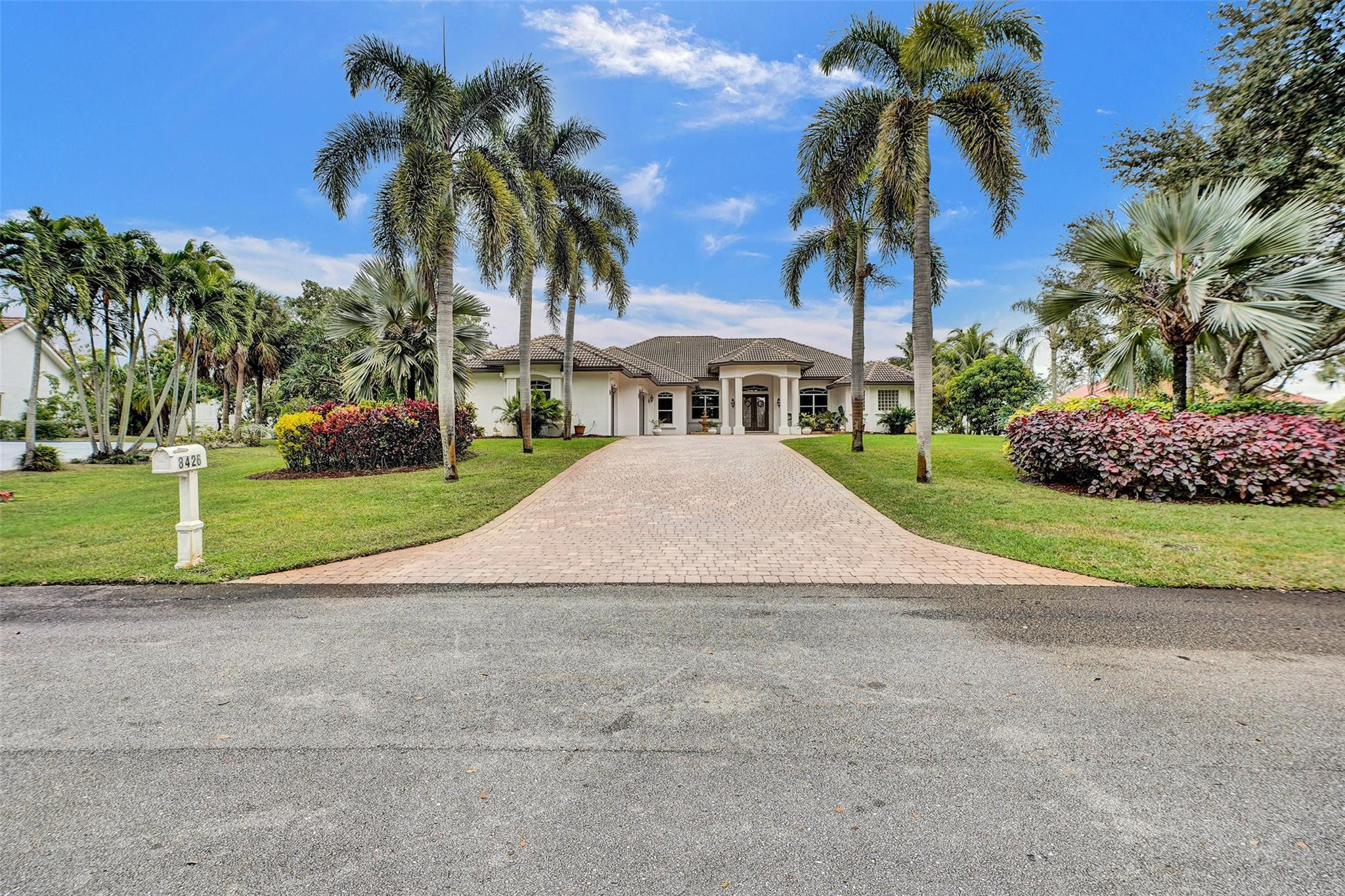 8426 Sawpine Road Delray Beach, FL 33446 - Photo 2 of 91 Photo 2