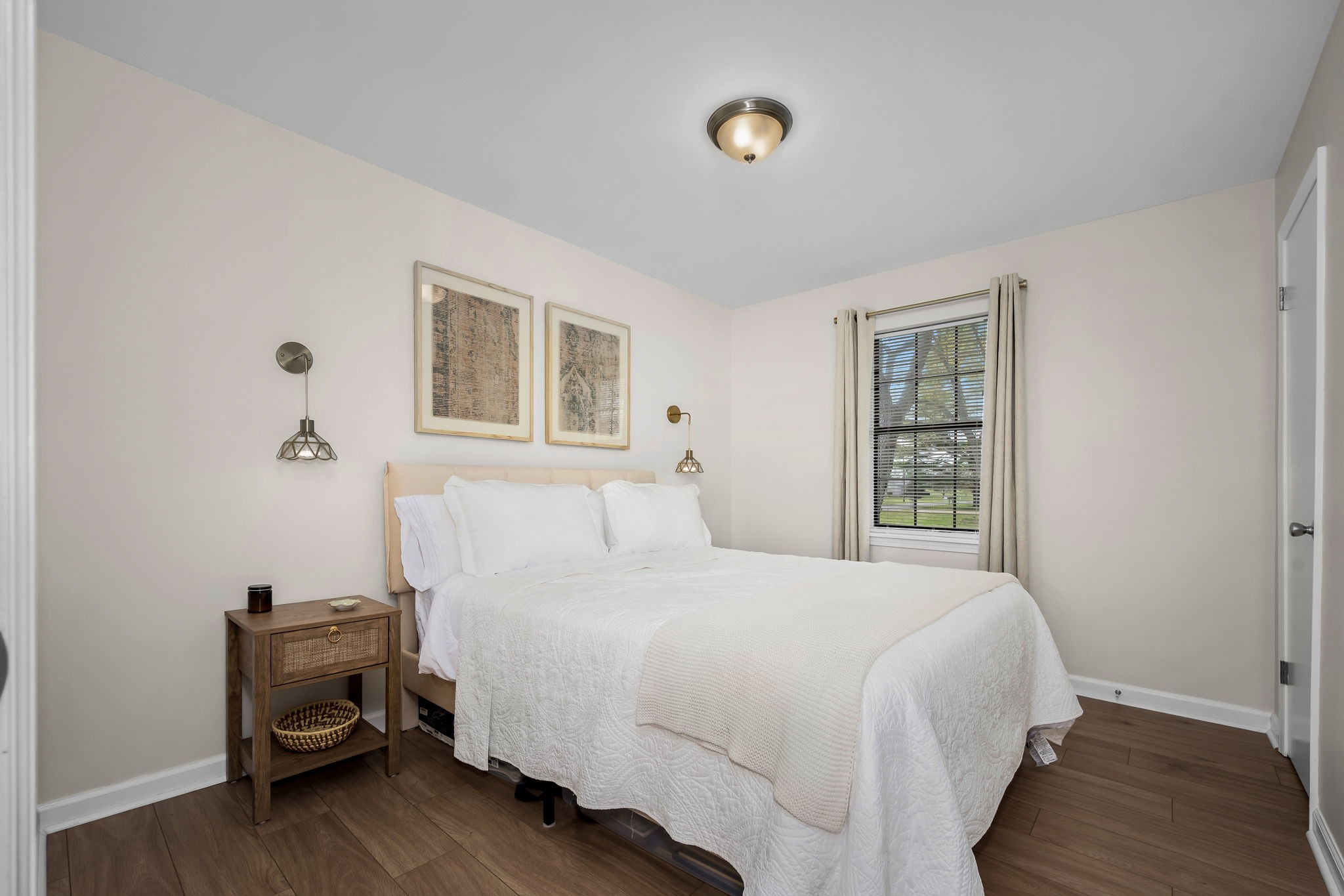 210 Sunset Street Unionville, TN 37180 - Photo 25 of 48 a bedroom with a bed and a window