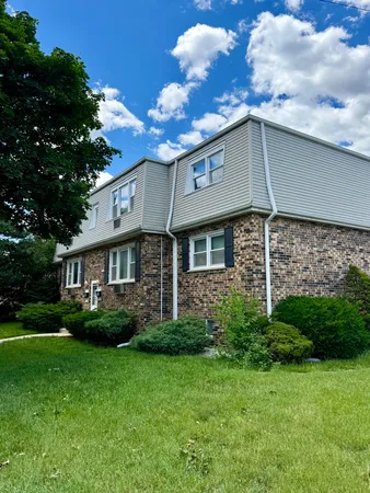 $1,750 | 4530 Prairie Avenue, Unit C, Brookfield, IL 60513