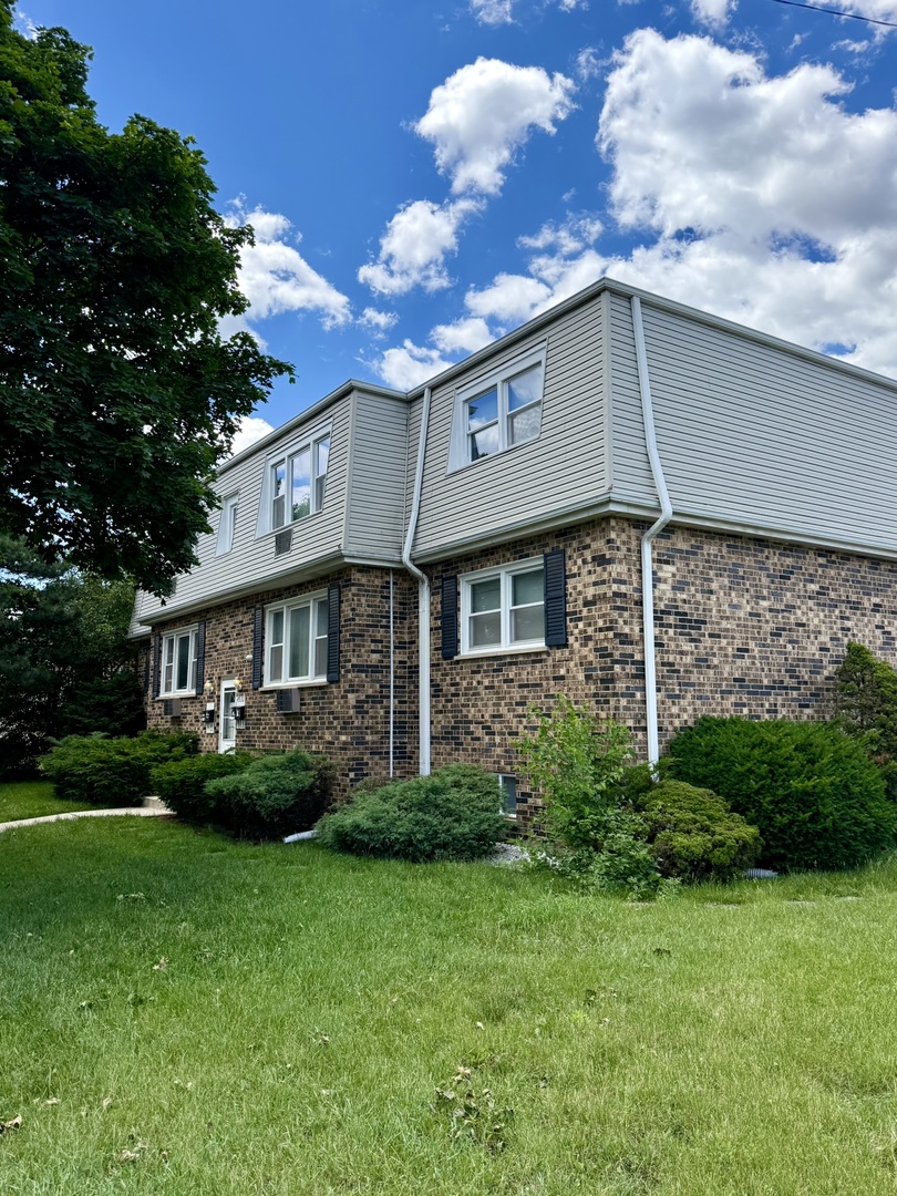 4530 Prairie Avenue, Unit C Brookfield, IL 60513 - Photo 1 of 13