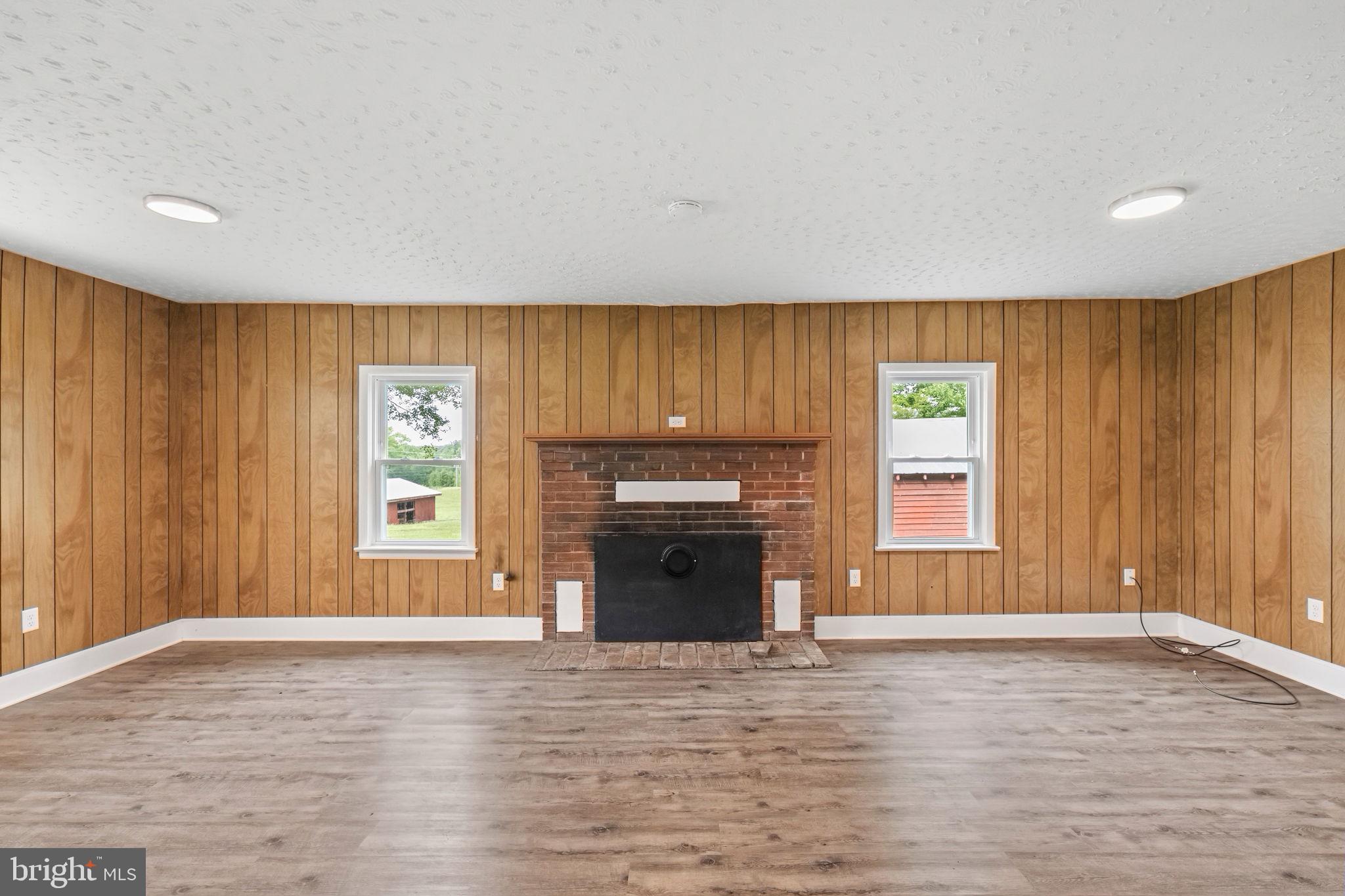 1457 Caledon Road King George, VA 22485 - Photo 5 of 39 Gallery Image 5