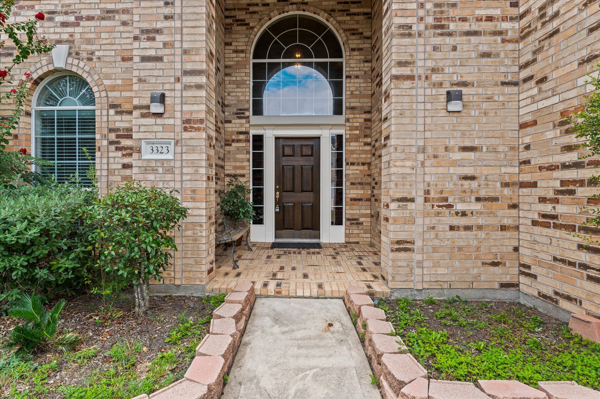 3323 Sainte Mere Eglise Lane Spring, TX 77388 - Photo 2 of 22