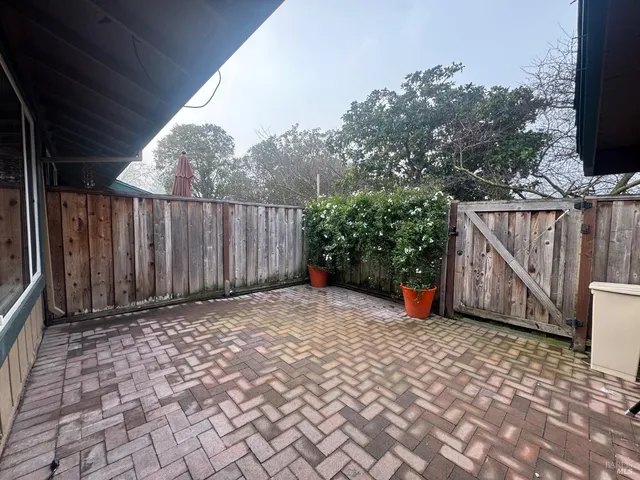 $425,000 | 431 Lincoln Avenue, Cotati, CA 94931