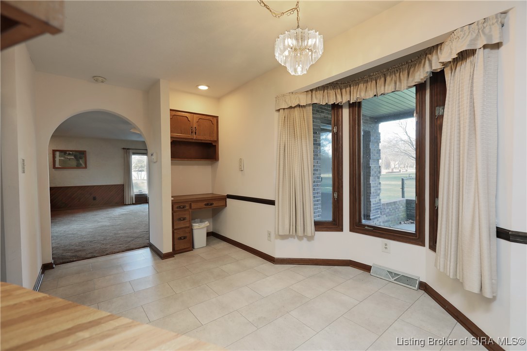 6818 Old Vincennes Road Floyds Knobs, IN 47119 - Photo 15 of 63