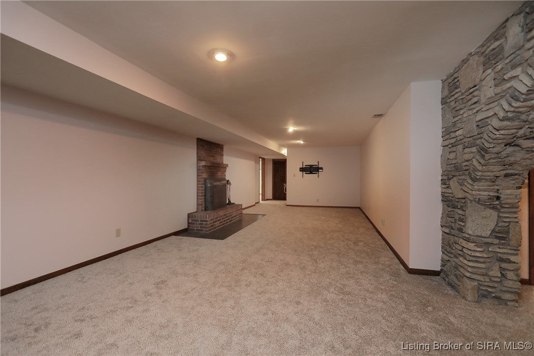 6818 Old Vincennes Road Floyds Knobs, IN 47119 - Photo 38 of 63