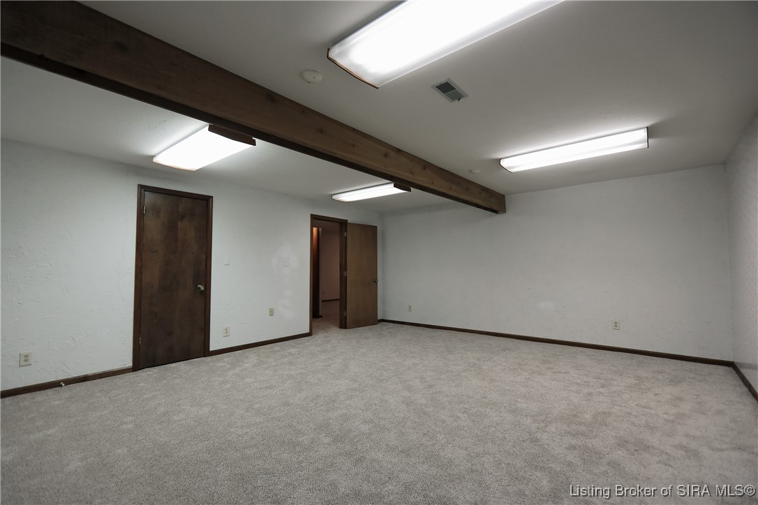 6818 Old Vincennes Road Floyds Knobs, IN 47119 - Photo 43 of 63