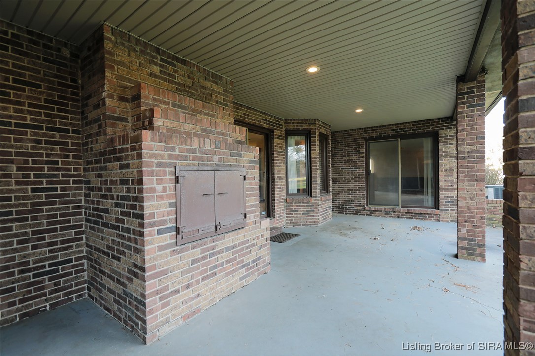 6818 Old Vincennes Road Floyds Knobs, IN 47119 - Photo 52 of 63