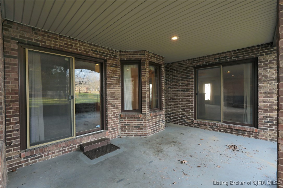 6818 Old Vincennes Road Floyds Knobs, IN 47119 - Photo 53 of 63